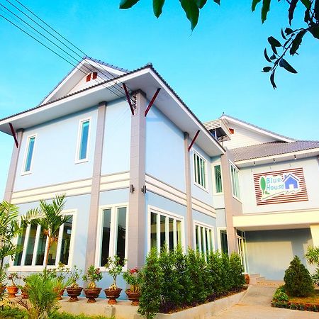 Blue House Sukhothai Bagian luar foto