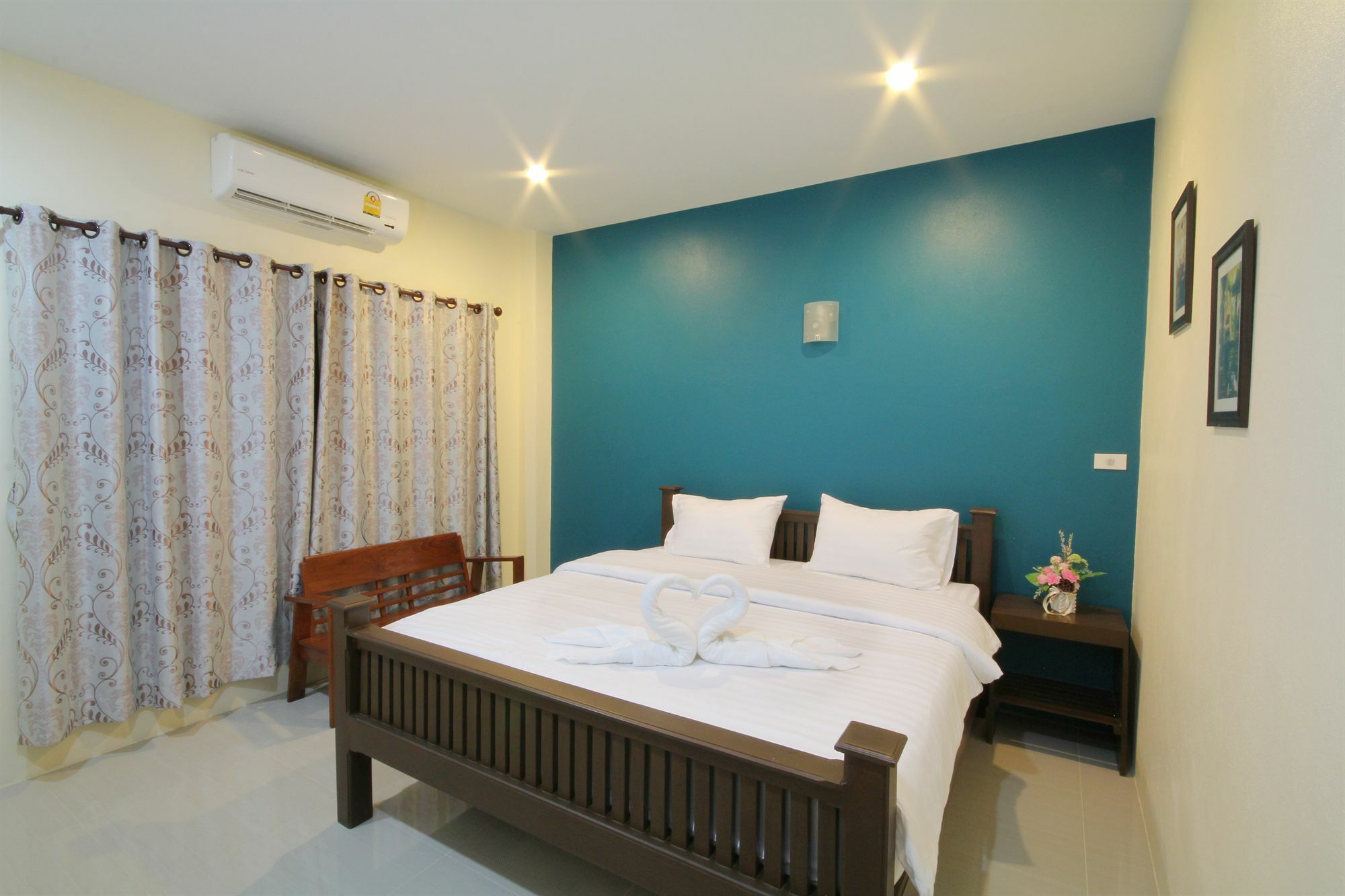 Blue House Sukhothai Bagian luar foto